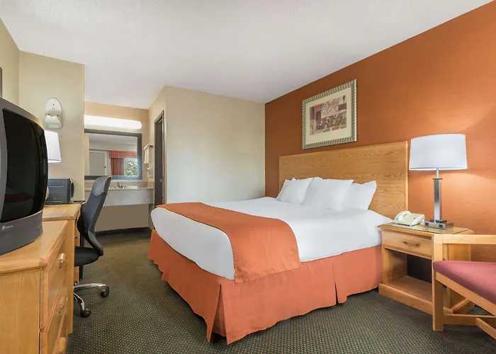 Days By Wyndham Fairgrounds Hotel 3*
