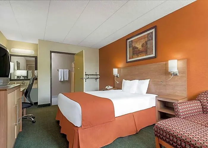 Days By Wyndham Fairgrounds Hotel Columbus
